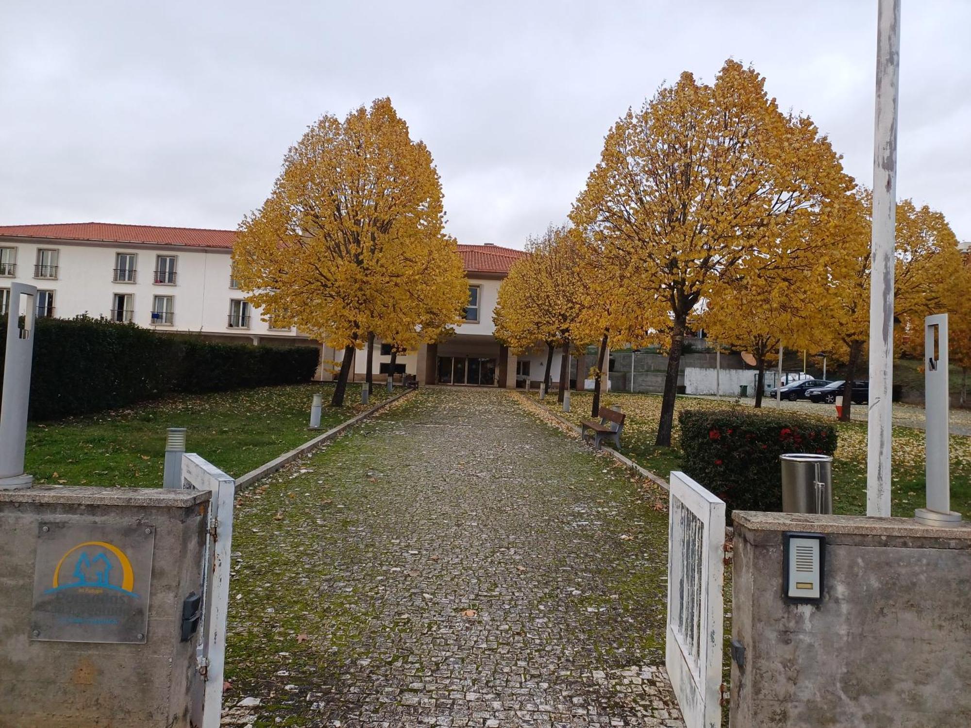 Hi Braganca - Pousada De Juventude Zewnętrze zdjęcie
